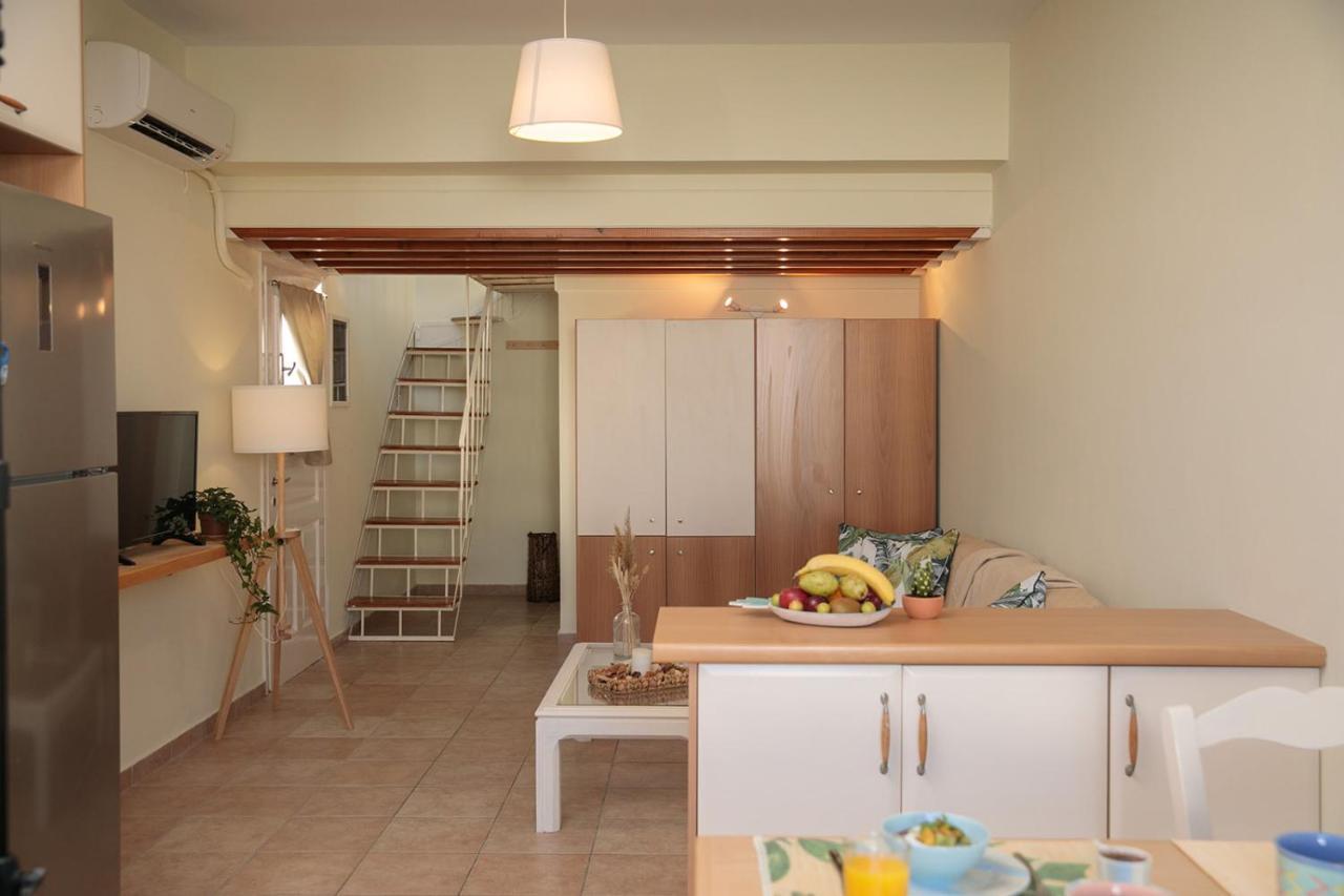 Green Loft Room In Naxos Chora Naxos City Exteriör bild